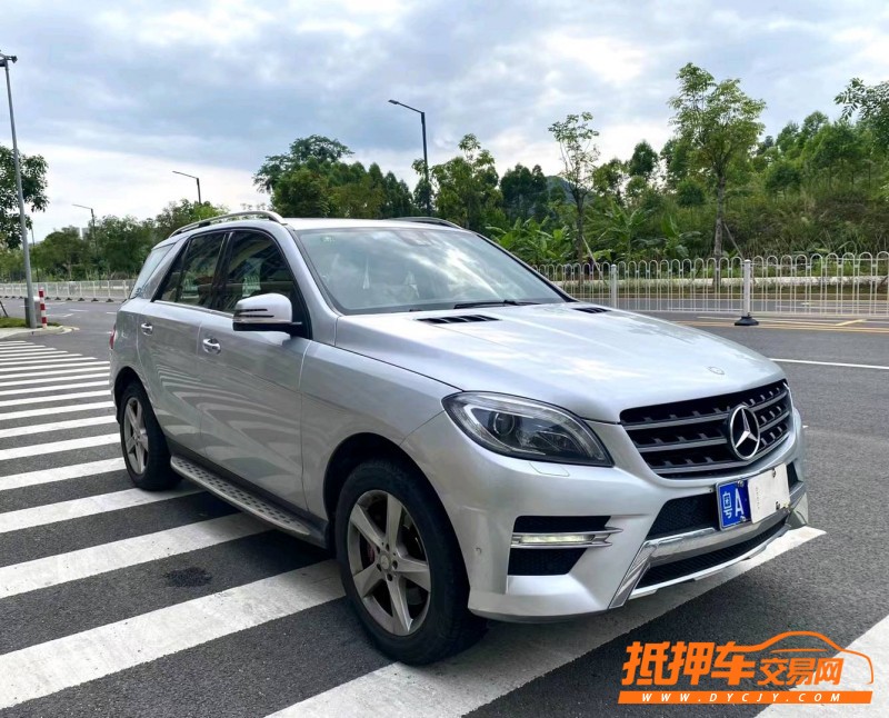 中山13年奔驰ML6