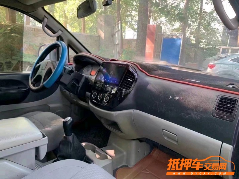 北京16年东风菱智6