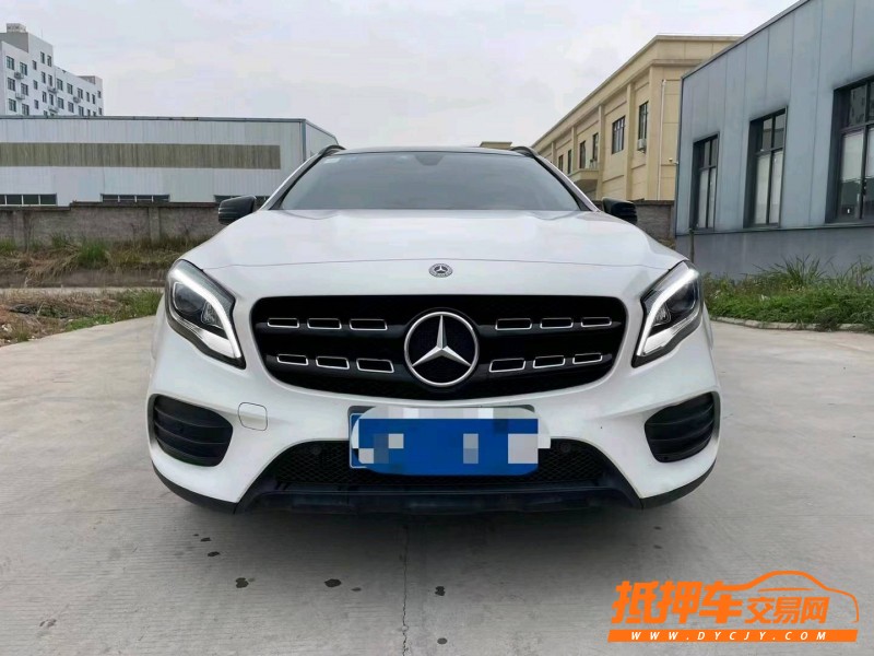北京19年奔驰GLA9