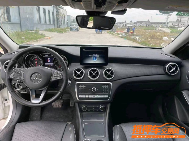 北京19年奔驰GLA4