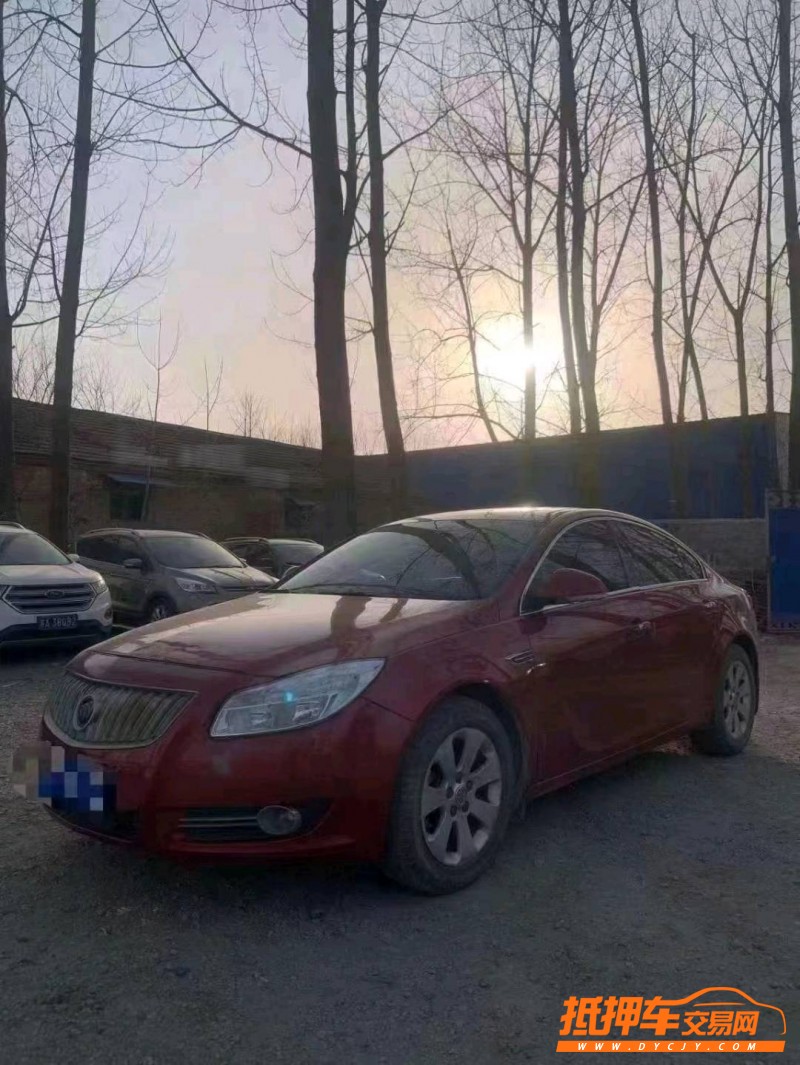 北京10年别克君威8