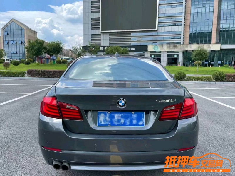 鄂州13年寶馬5系2