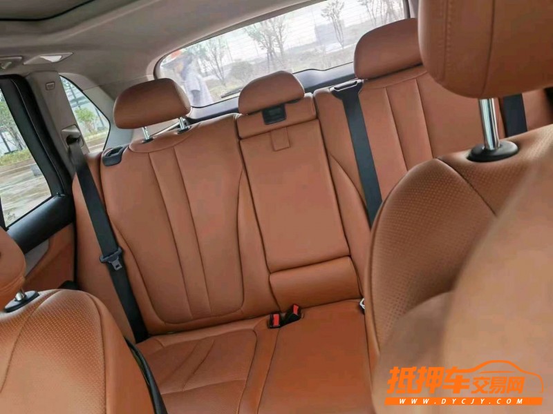 北京19年宝马X54