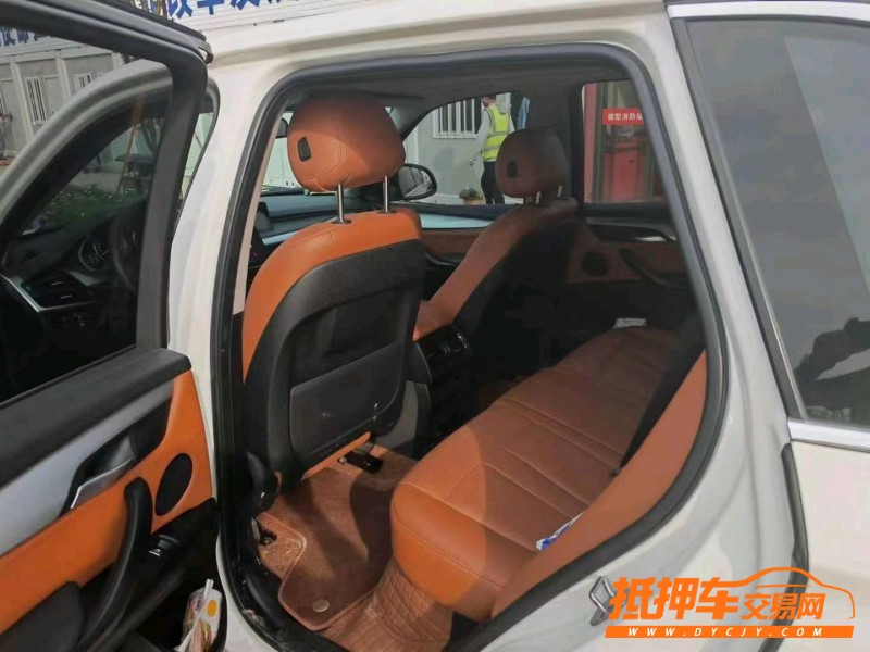 北京19年宝马X55