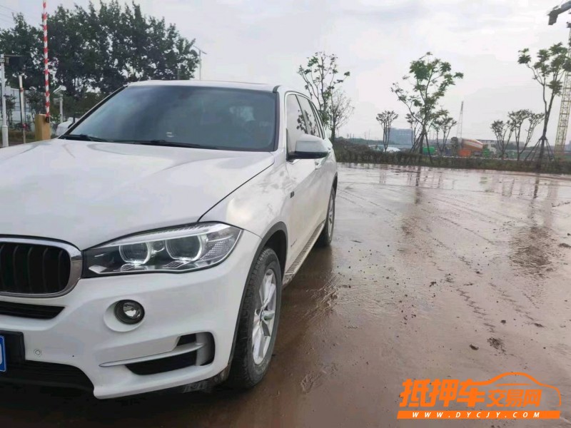 北京19年宝马X58