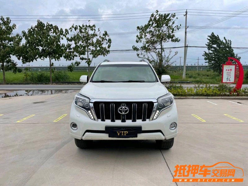 徐州17年丰田普拉多1