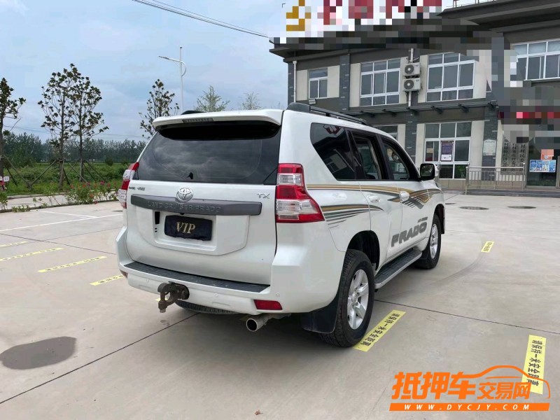 徐州17年丰田普拉多8