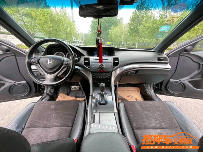 徐州13年本田思铂睿3
