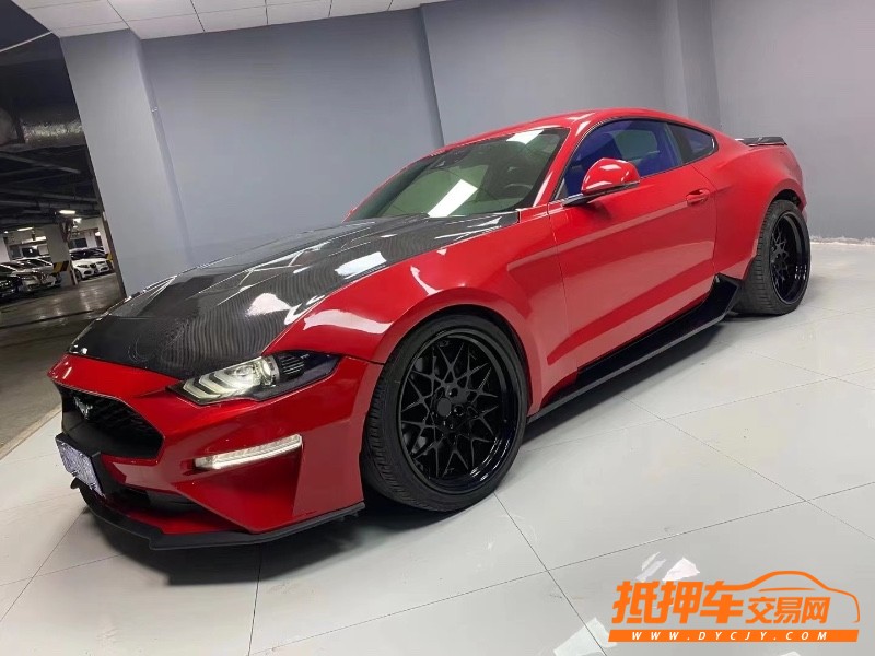 成都19年福特野馬1