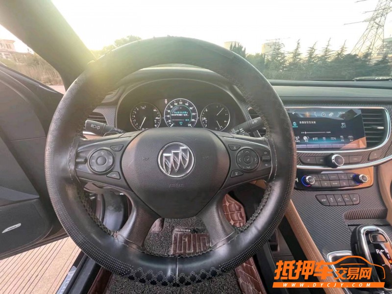 徐州16年别克君越3