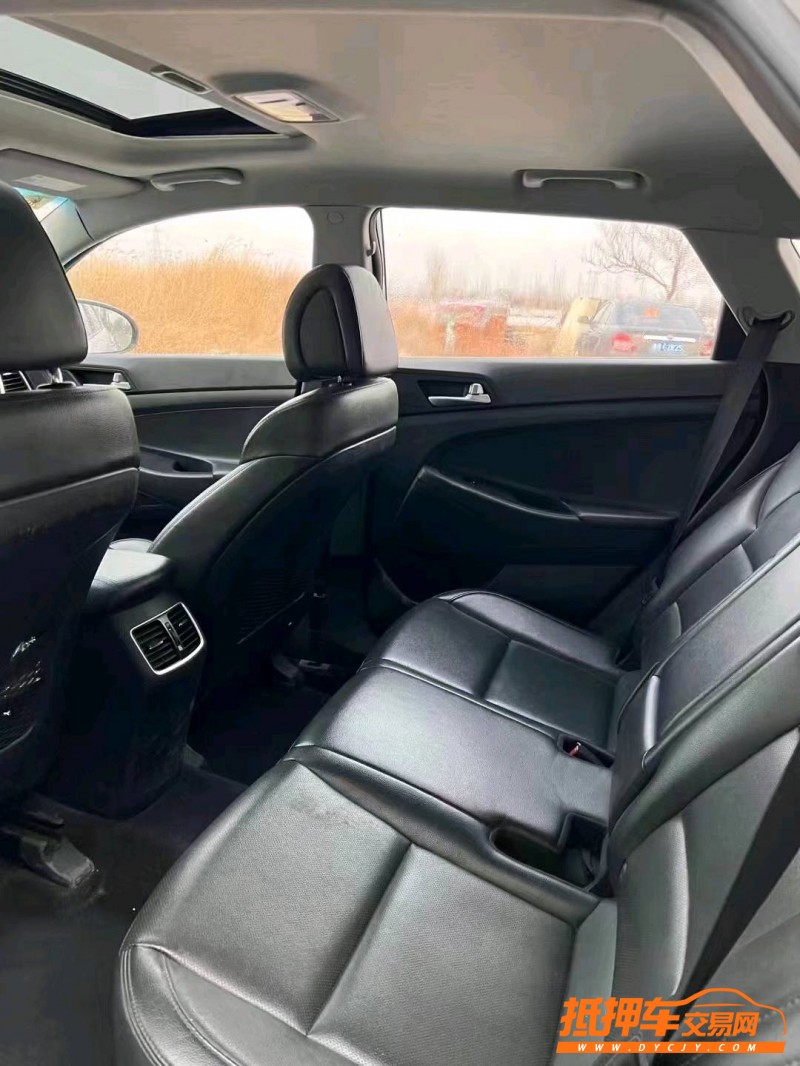 潍坊16年现代途胜5