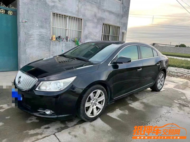 烟台10年别克君越2