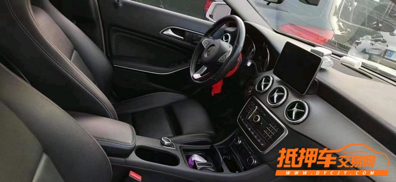 北京17年奔驰GLA7