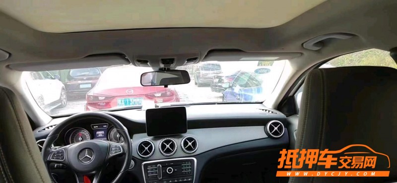北京17年奔驰GLA6
