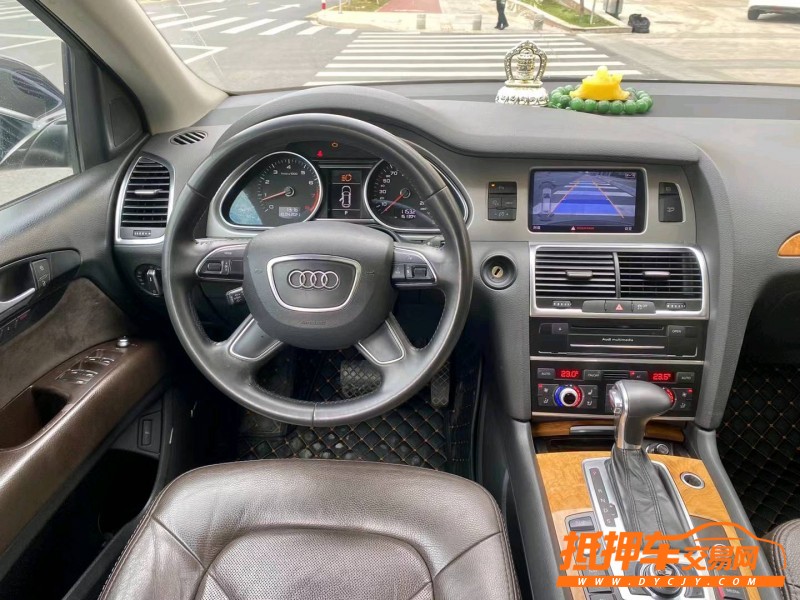 廣州13年奧迪Q73