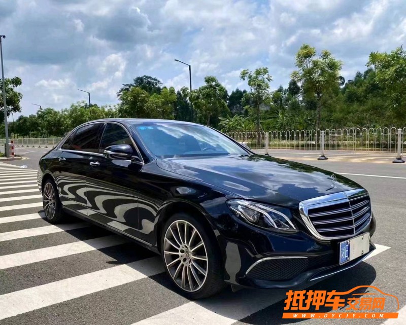 廣州19年奔馳E8