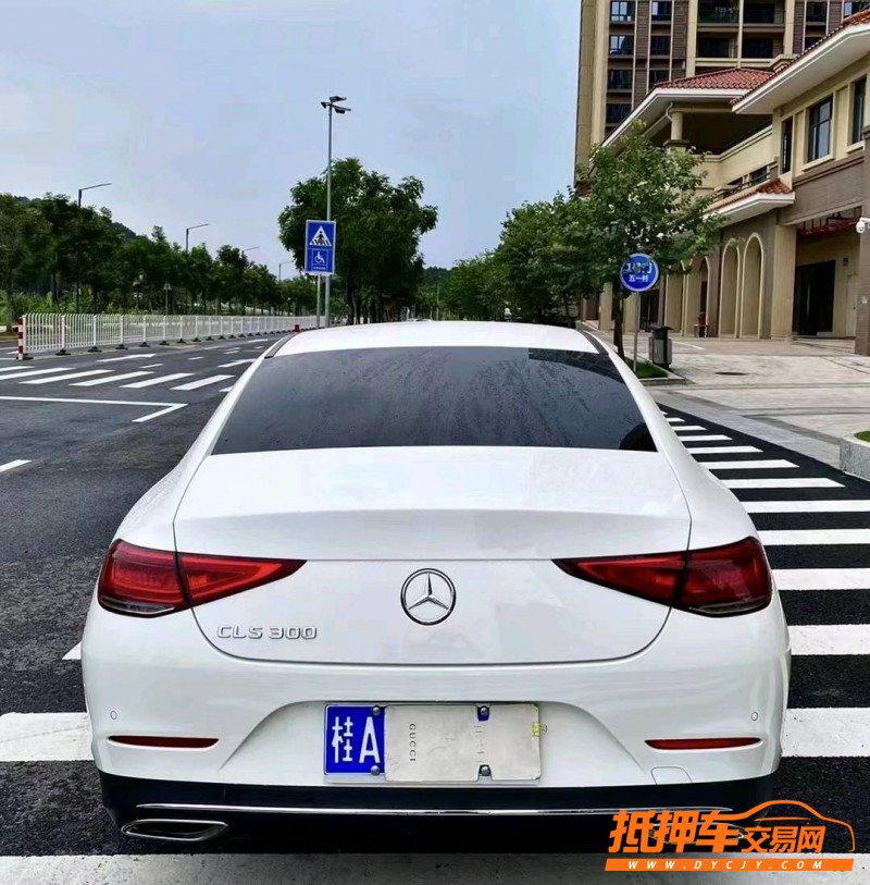 广州19年奔驰CLS9