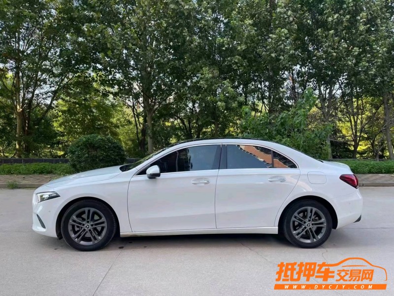 邢台20年奔驰A4