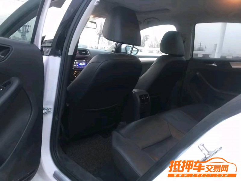 潍坊18年大众速腾5