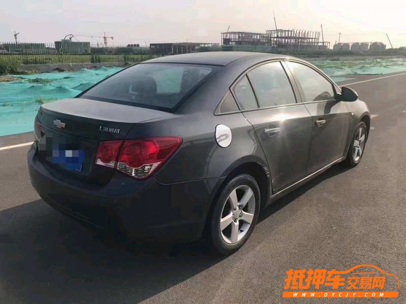 潍坊13年雪佛兰科鲁兹7