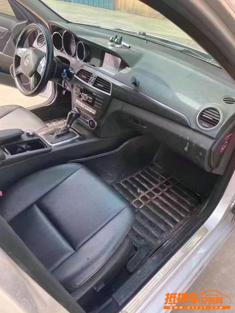 济宁13年奔驰C8