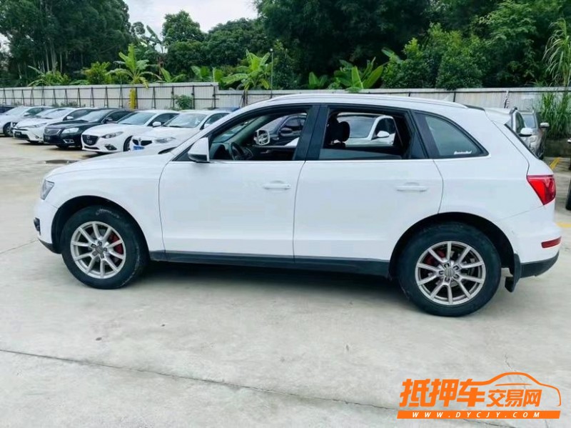 東莞10年奧迪Q58