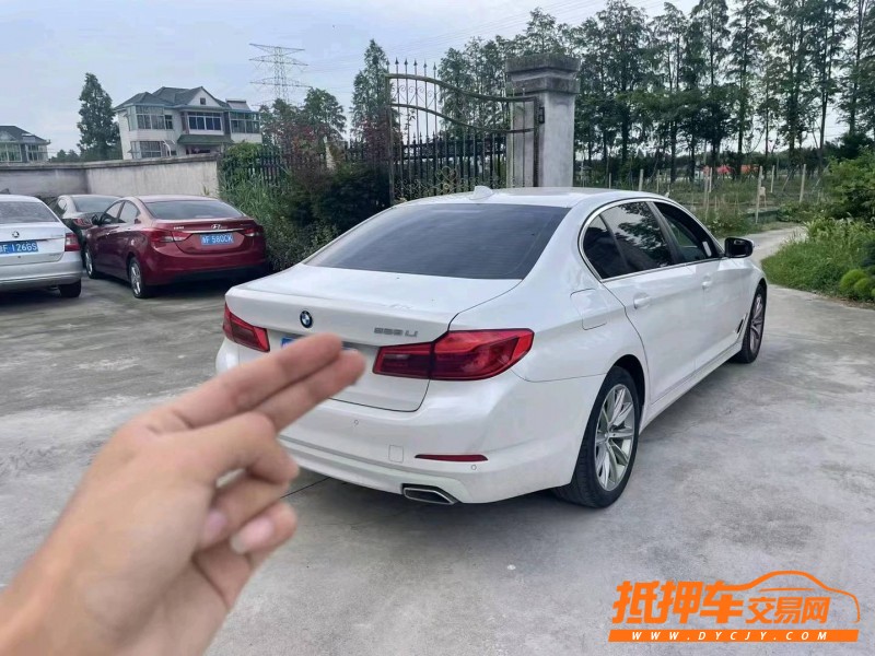 徐州18年宝马5系3
