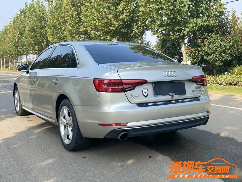 徐州17年奧迪A4L8