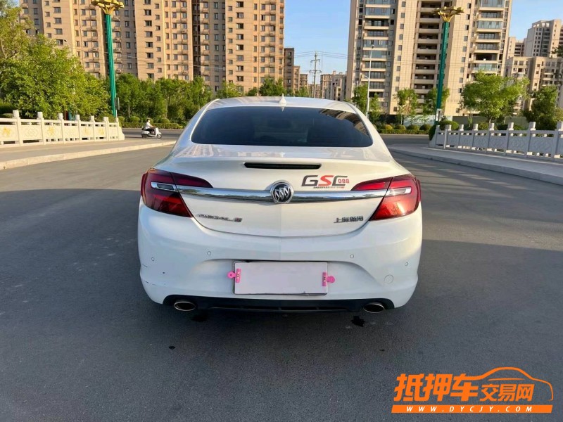 徐州16年别克君威5