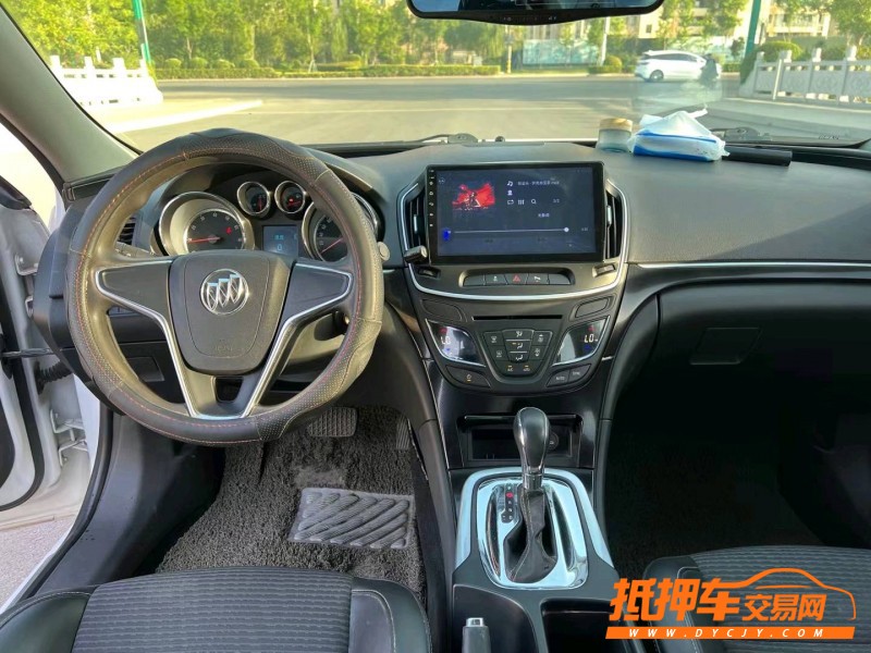 徐州16年别克君威2