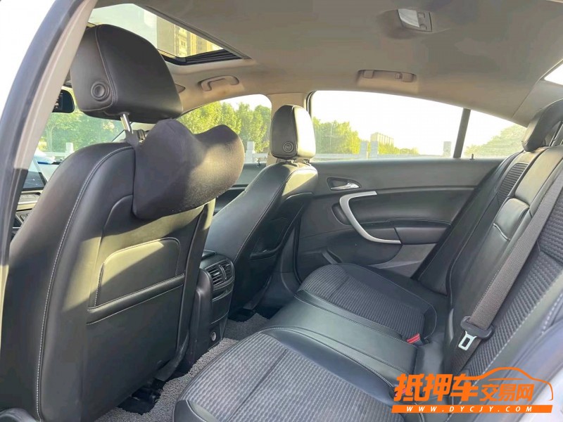 徐州16年别克君威1