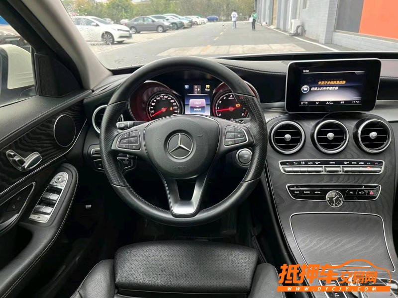 广州17年奔驰C6