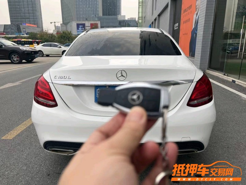 广州17年奔驰C9