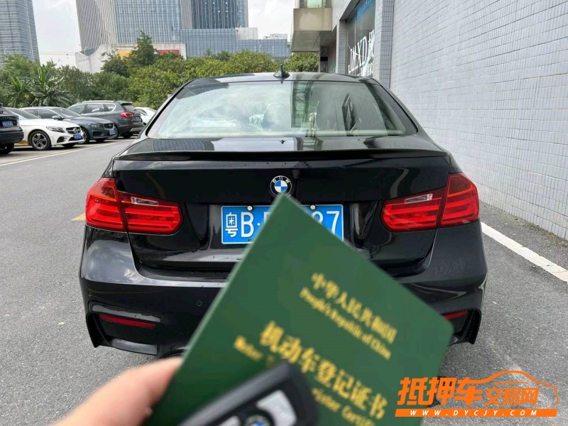 广州13年宝马3系9