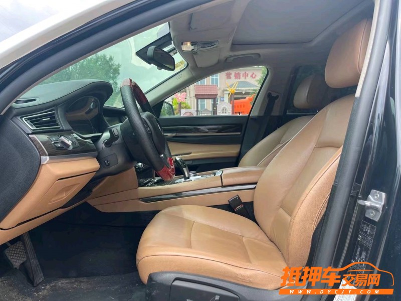 青岛13年宝马7系6