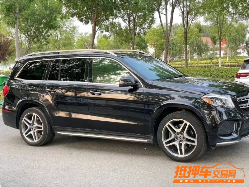 北京19年奔驰GLS2