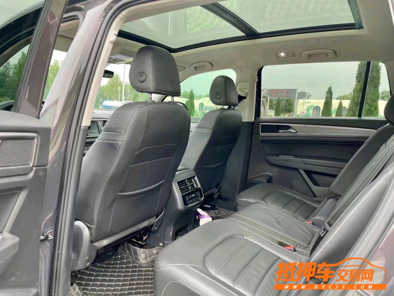 潍坊17年大众途昂8