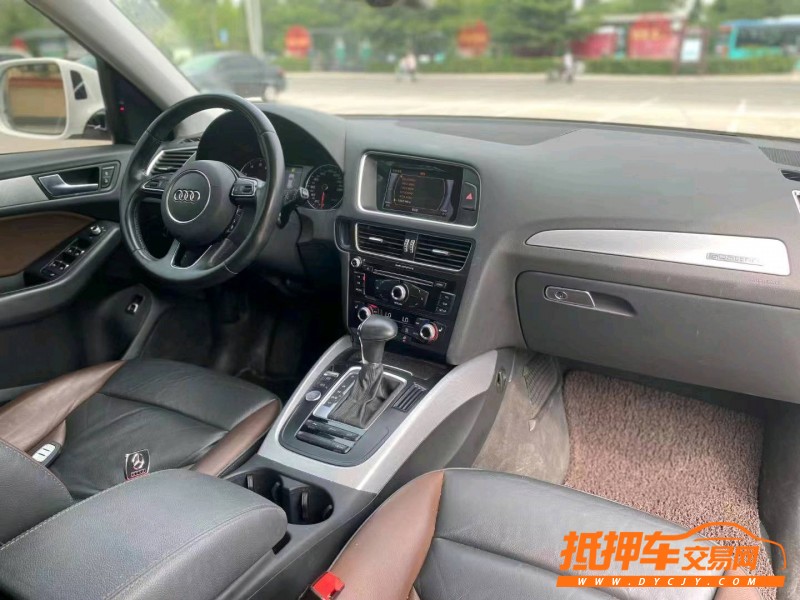 煙臺16年奧迪Q57