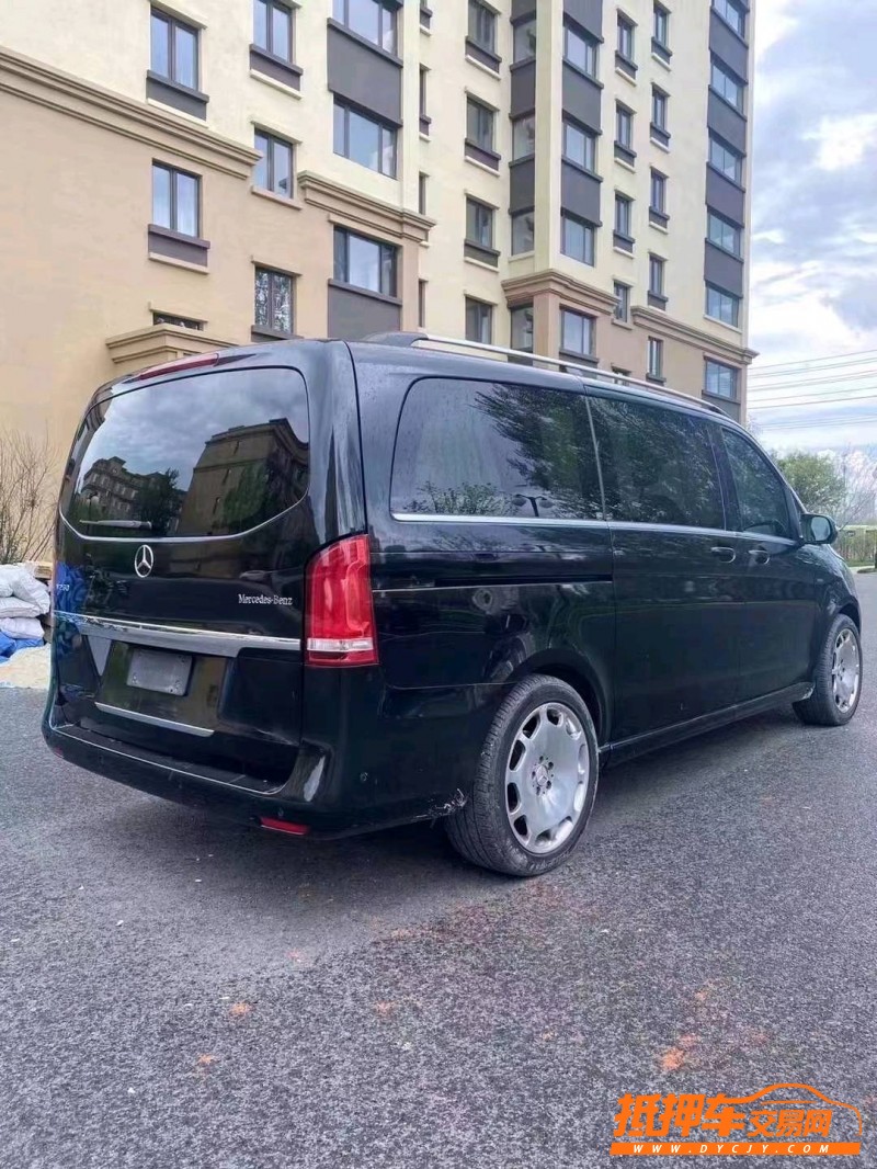 烟台18年奔驰V8