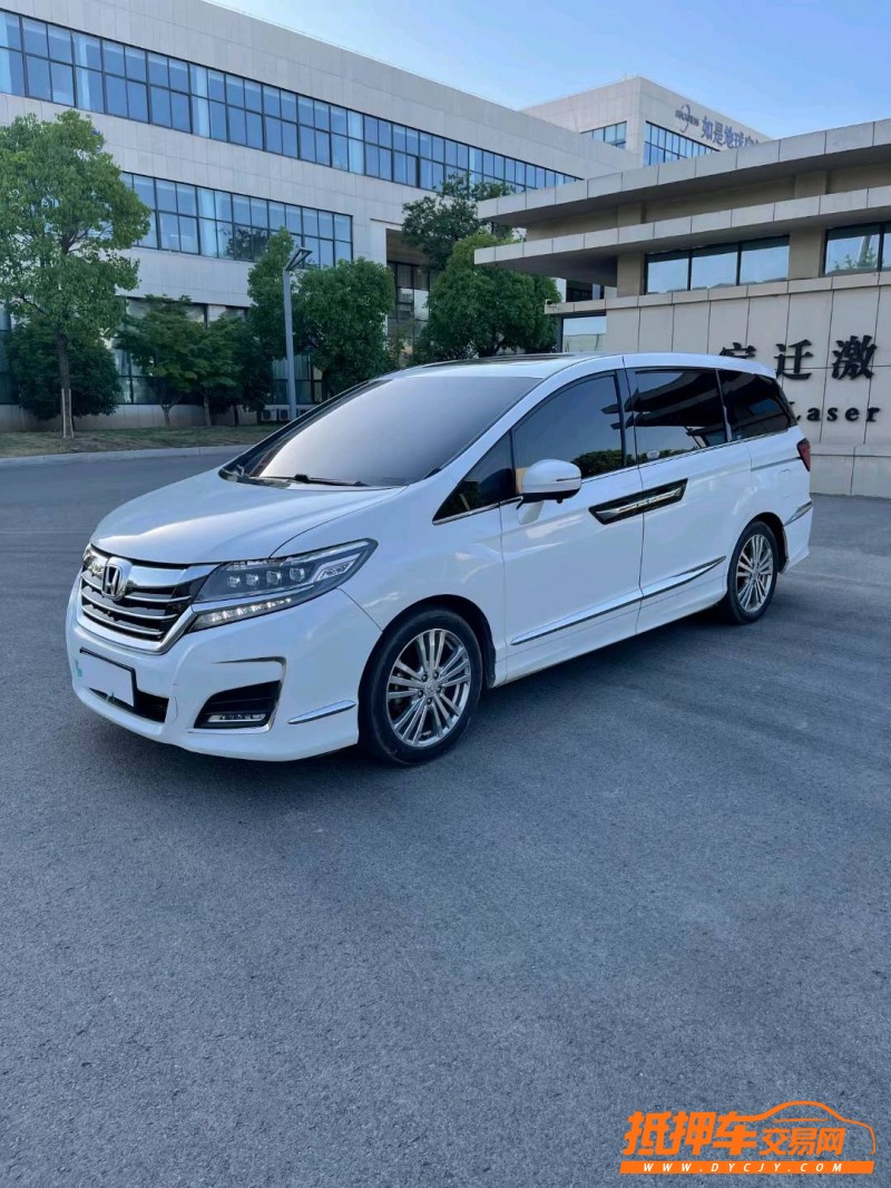 徐州17年本田艾力绅8