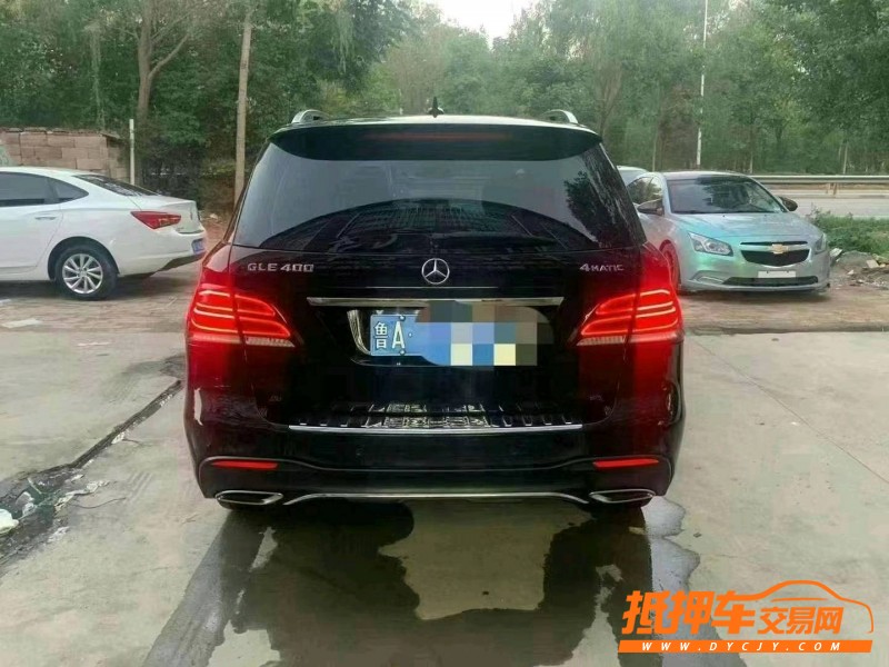 北京16年奔驰GLE5