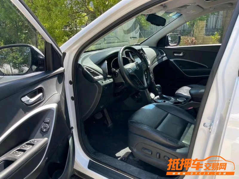 盐城16年现代新胜达4