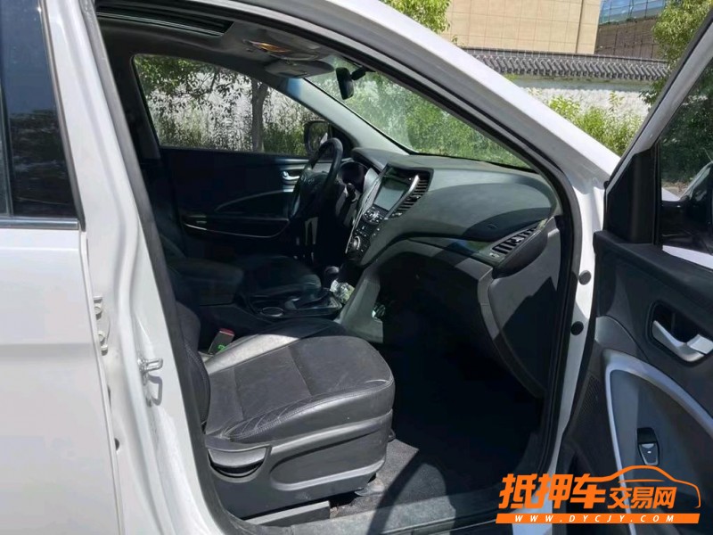 盐城16年现代新胜达6