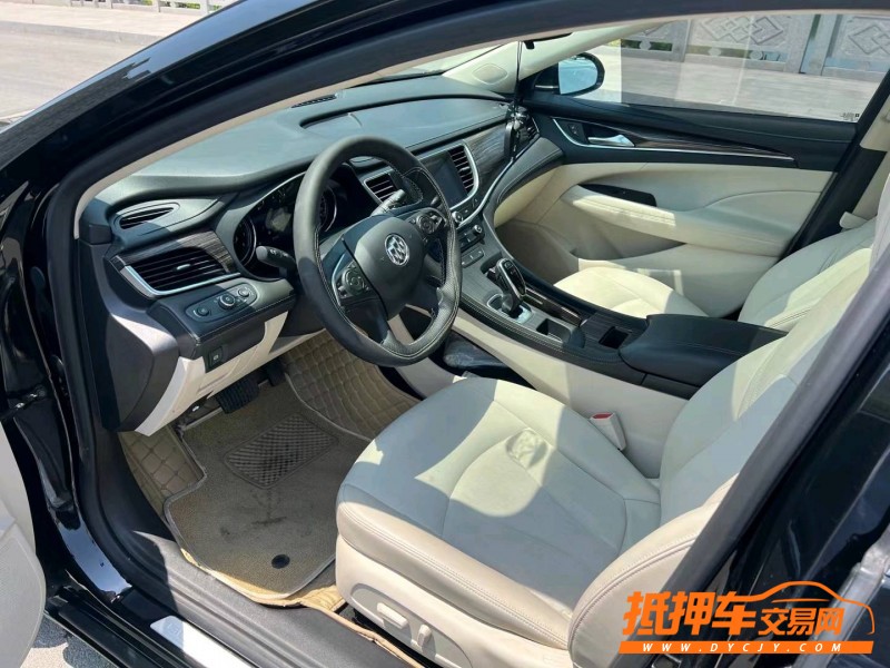 徐州20年别克君越7