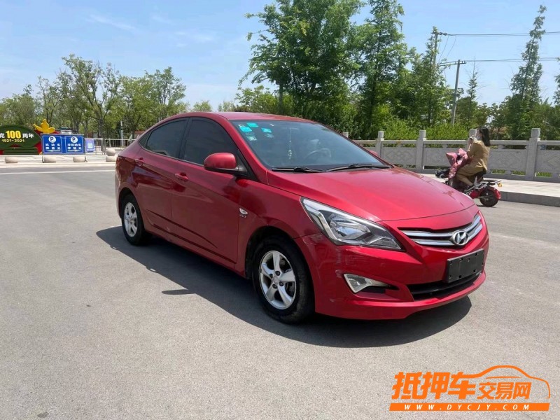 徐州14年现代瑞纳2