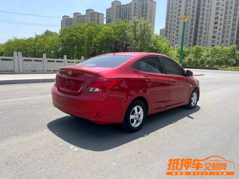 徐州14年现代瑞纳4