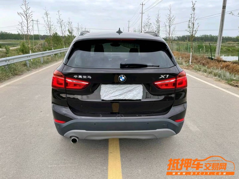 徐州17年寶馬X19