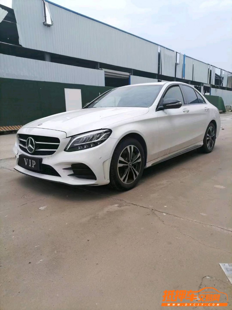 徐州19年奔驰C2