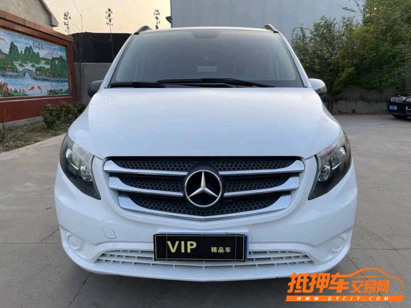 潍坊17年奔驰威霆8