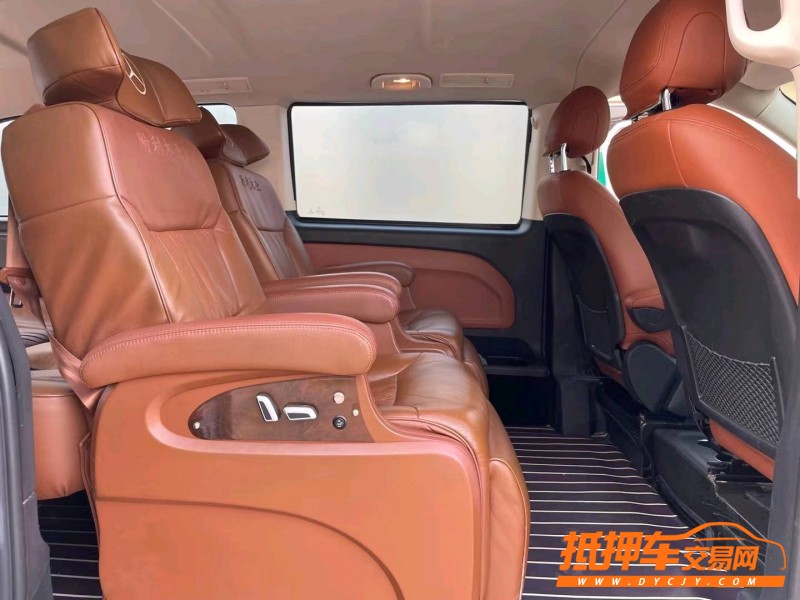 潍坊17年奔驰威霆3